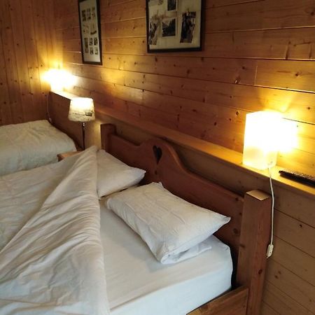 Chalet La Bachole Charancieu Esterno foto