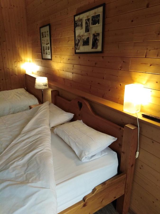 Chalet La Bachole Charancieu Esterno foto