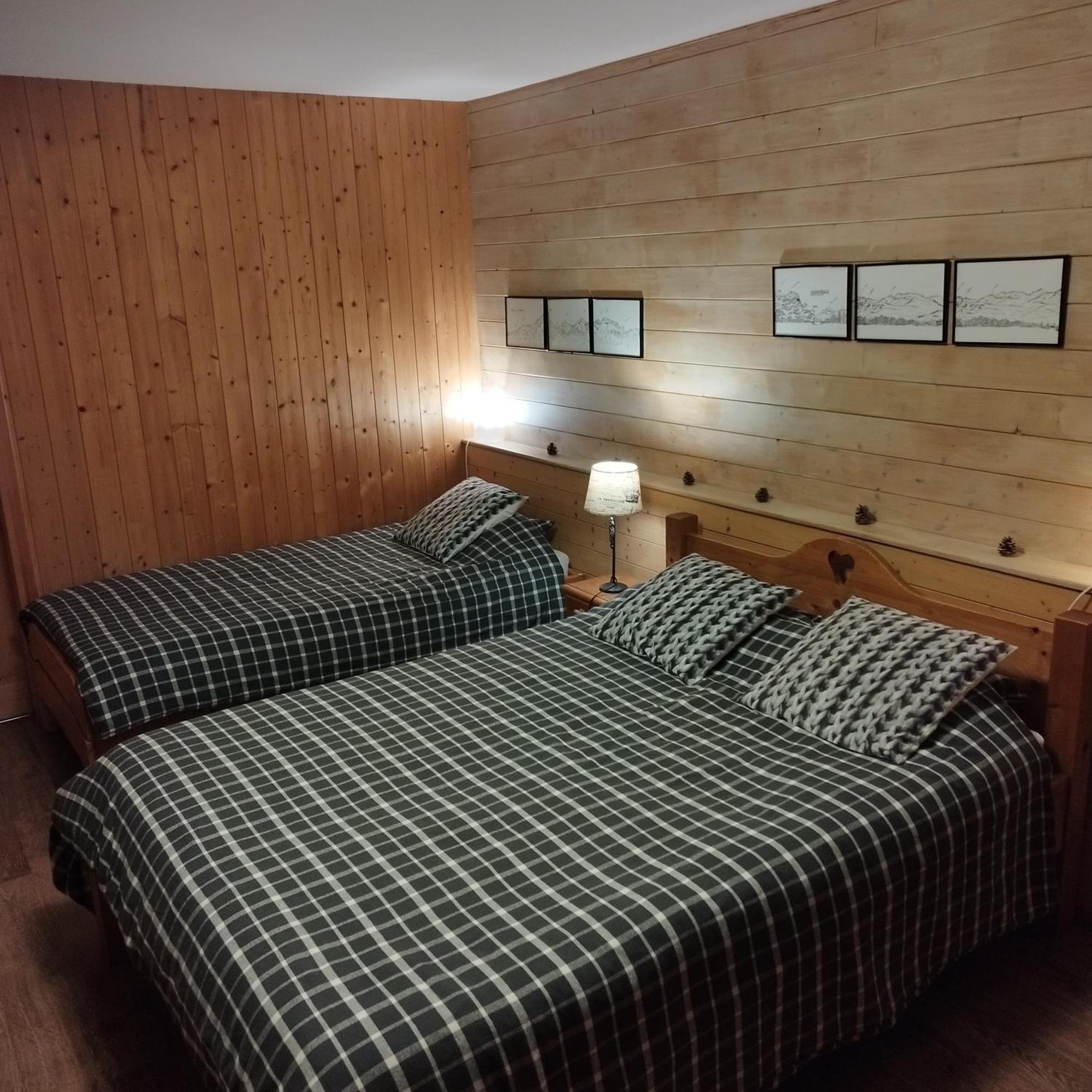 Chalet La Bachole Charancieu Esterno foto